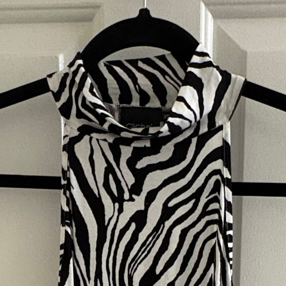 Zebra Print Mock Neck Sleeveless Top | Bold Animal Print –Size XS - Picture 3 of 4